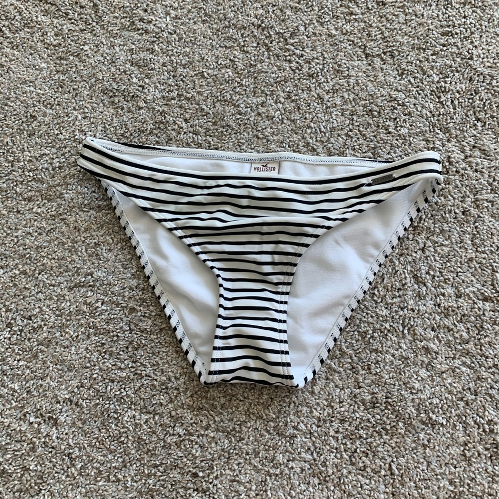 Bikini bottoms